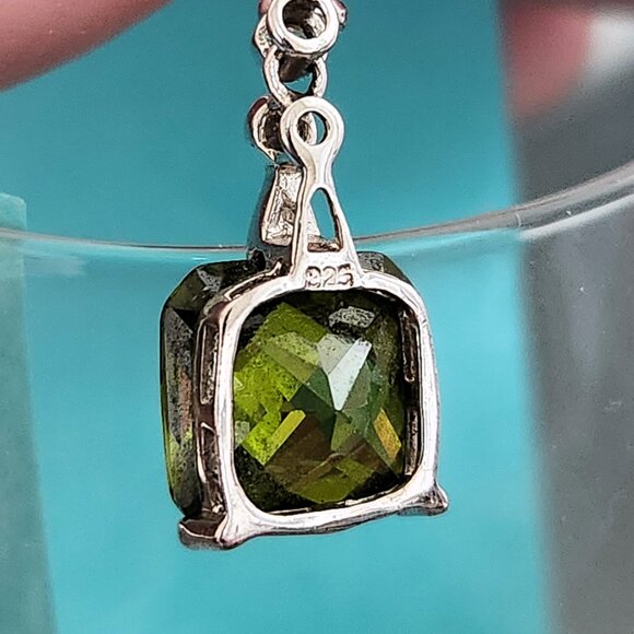 💎🟢 Sterling Silver .925 Green Swarovski Crystals Dangling Drop Earrings - Picture 6 of 11